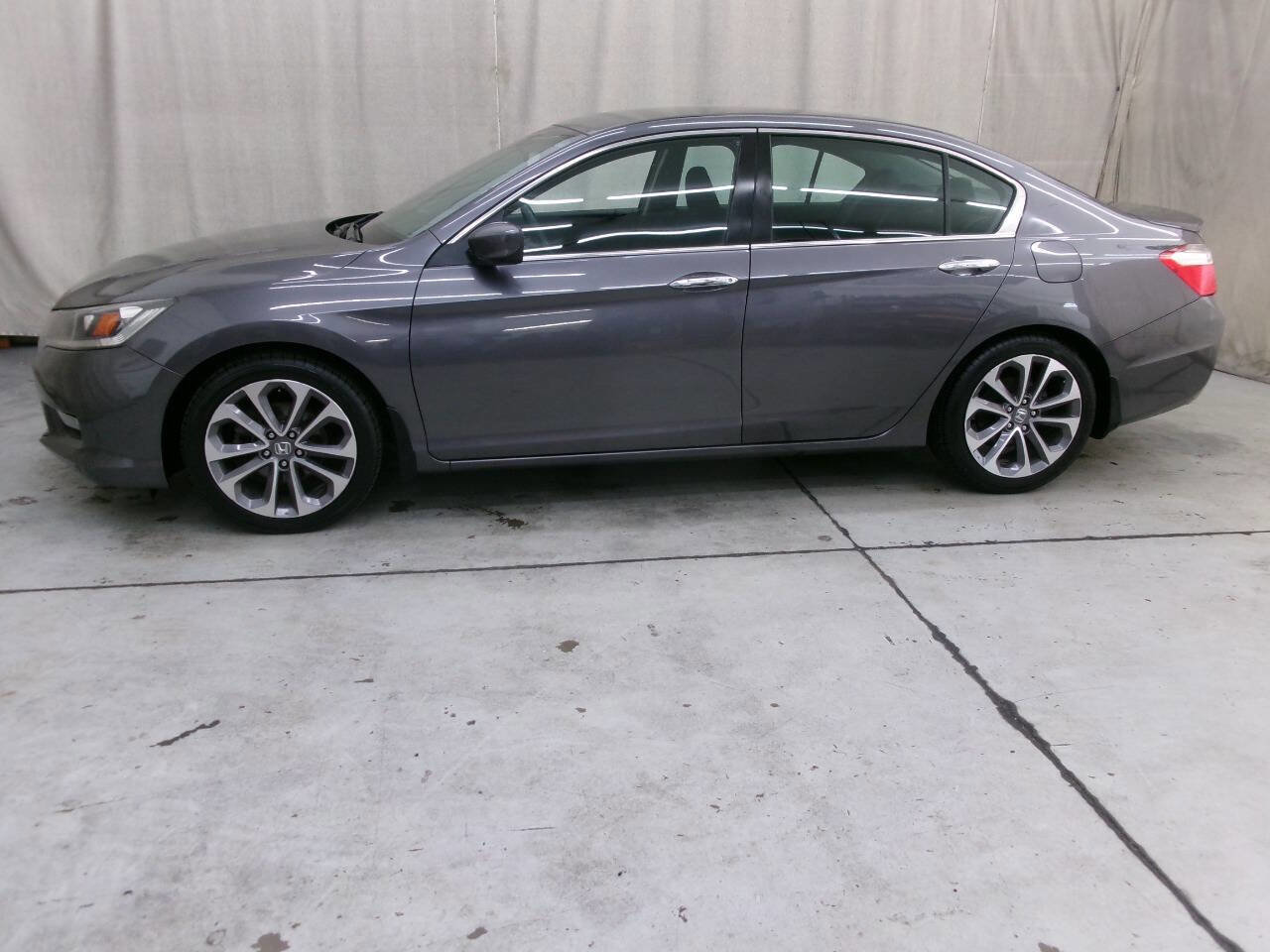 Used 2014 Honda Accord Sport image 5