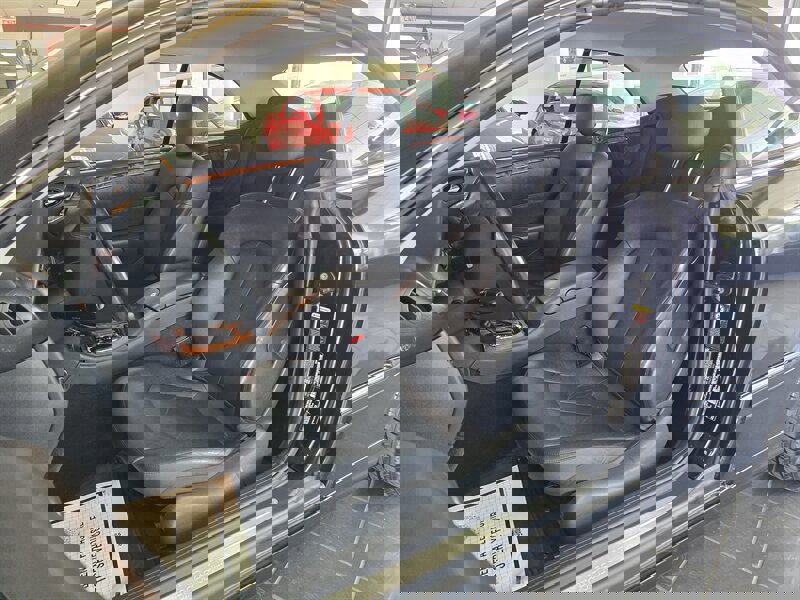 Used 2004 Mercedes-Benz CLK 320 Cabriolet image 9