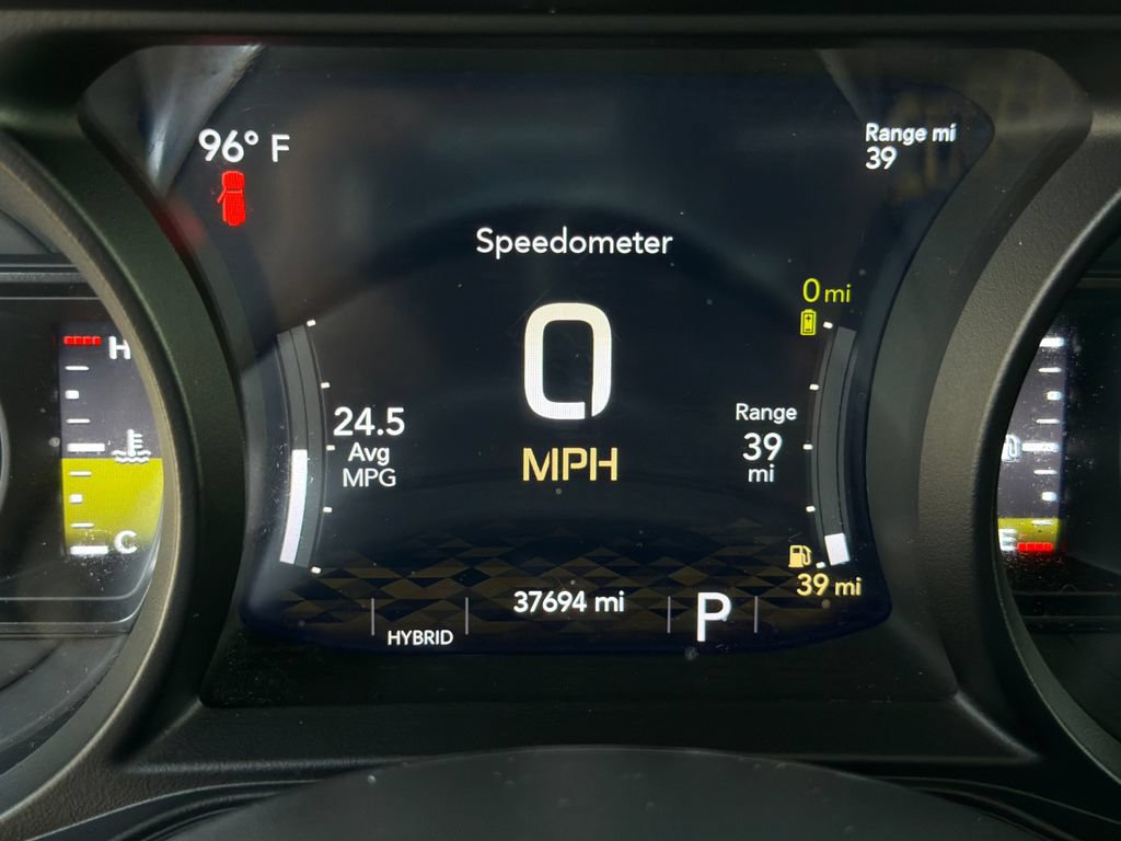 Used 2024 Jeep Wrangler Unlimited Sahara AWD/4WD image 23
