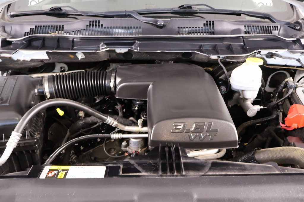 Used 2021 RAM 1500 Classic Warlock w/ Luxury Group image 19