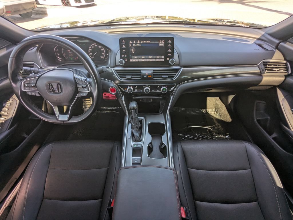 Used 2020 Honda Accord Sport image 2