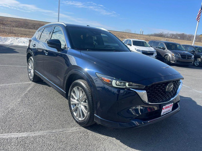 Used 2023 MAZDA CX-5 Signature image 2