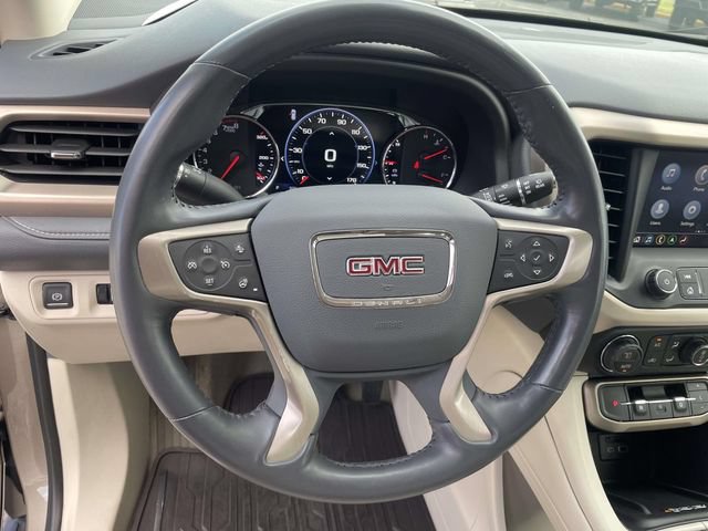 Certified 2022 GMC Acadia Denali w/ Denali Ultimate Package AWD/4WD image 18
