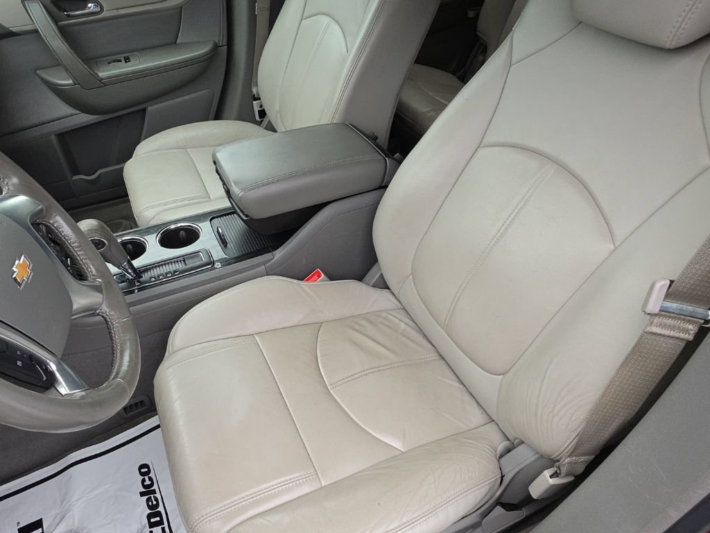 Certified 2016 Chevrolet Traverse LT FWD image 23