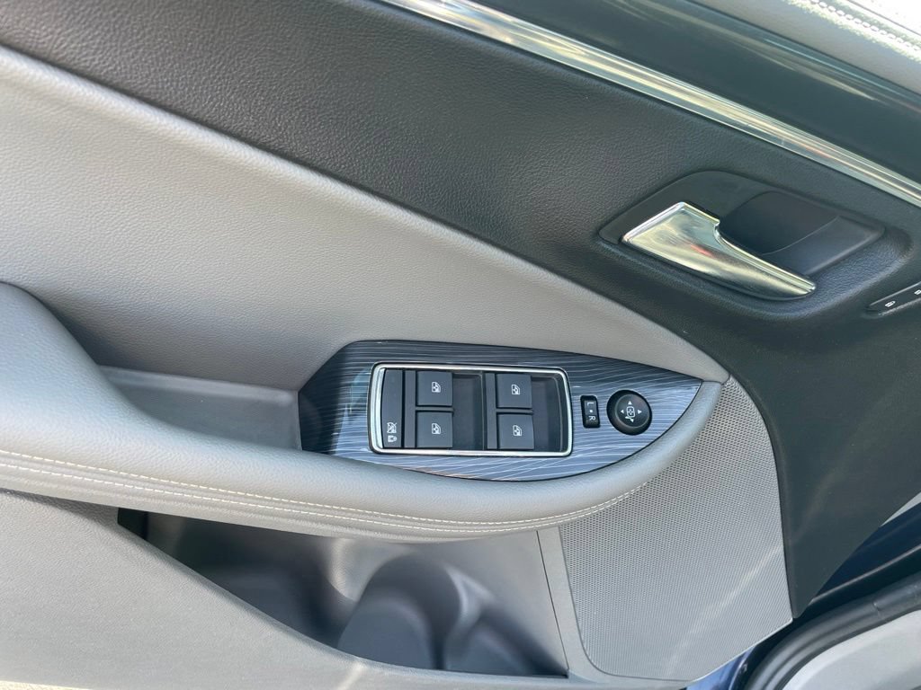 Used 2017 Chevrolet Impala LT w/ Leather Package FWD image 14