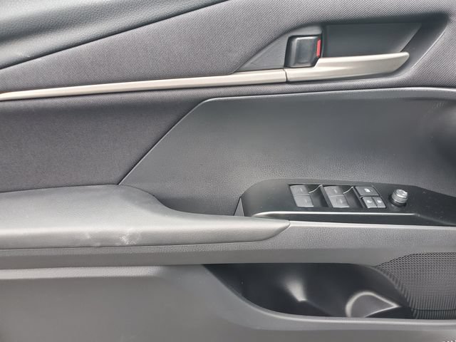 Used 2026 Toyota Camry LE w/ Convenience Package FWD image 13