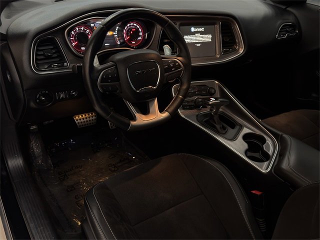 Used 2016 Dodge Challenger SRT Hellcat image 6