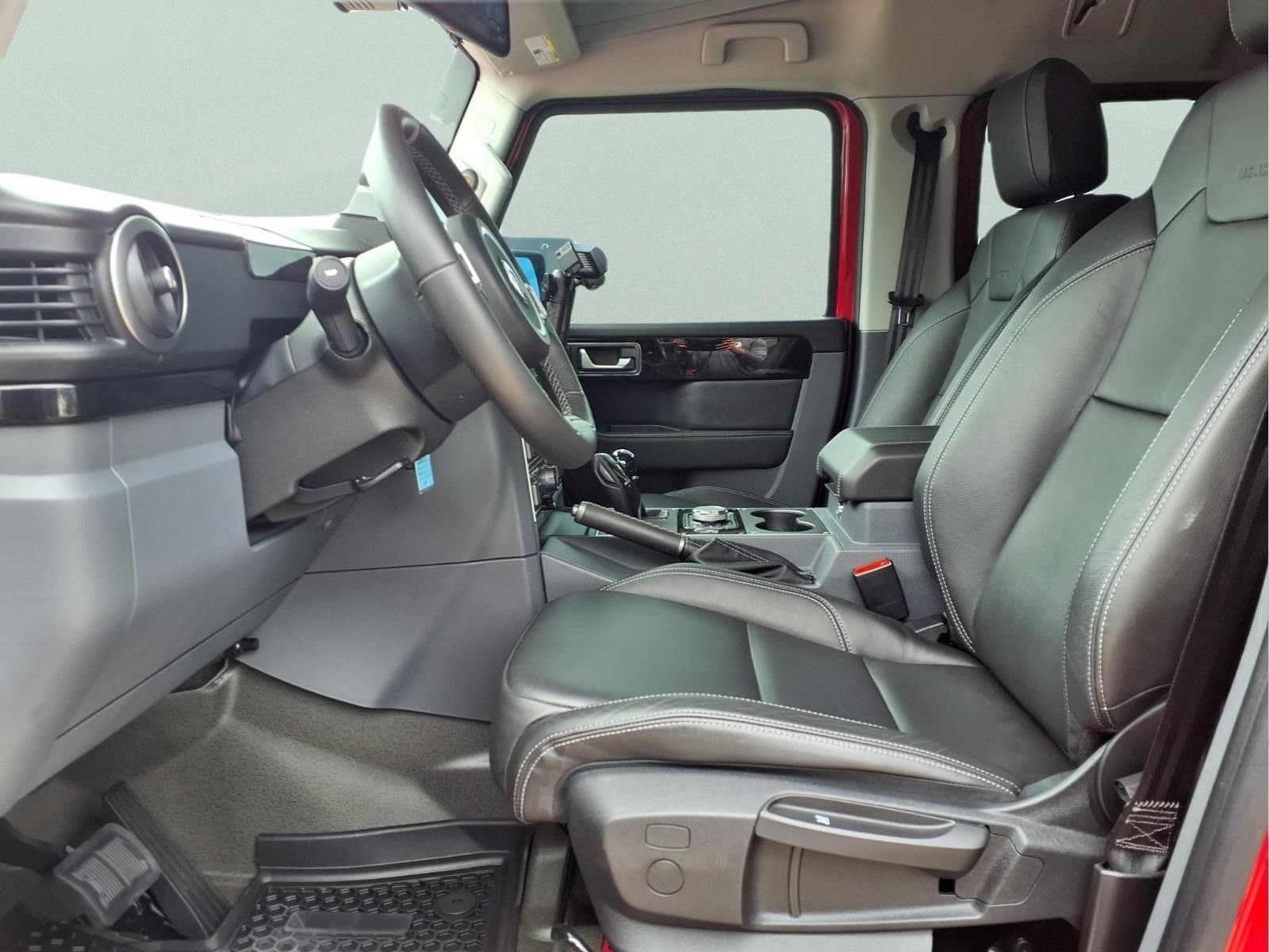 Used 2025 INEOS Grenadier Quartermaster AWD/4WD image 11
