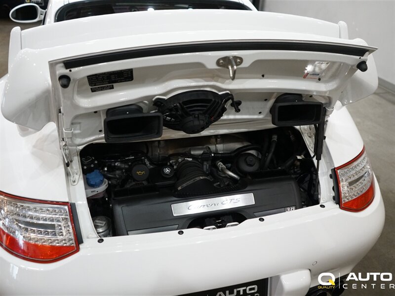 Used 2012 Porsche 911 Carrera GTS RWD image 32