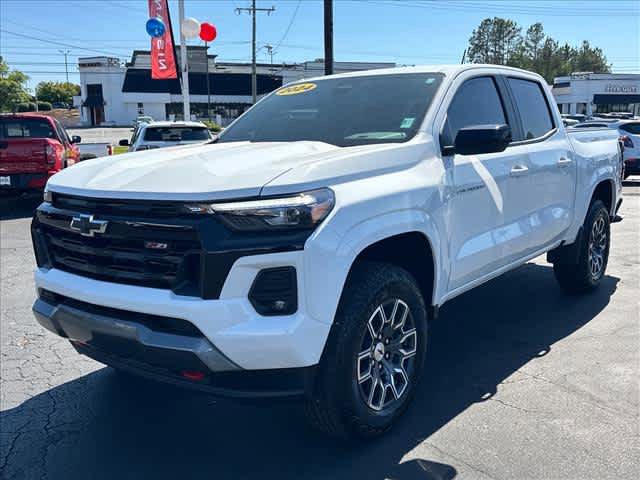 Used 2024 Chevrolet Colorado Z71 w/ Z71 Convenience Package 2 AWD/4WD image 7