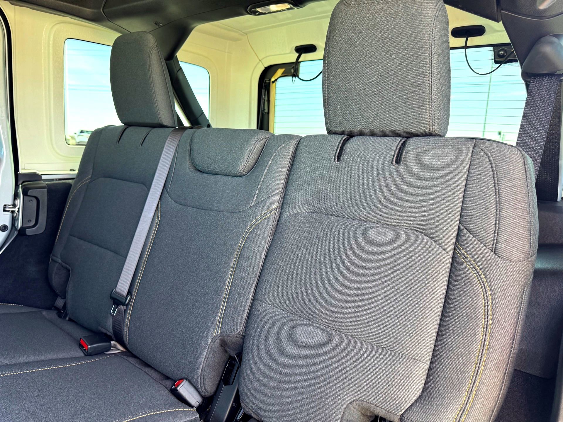 Used 2024 Jeep Wrangler Willys image 17