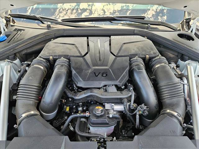 Used 2024 Genesis GV70 3.5T Sport w/ Sport Advanced Package AWD/4WD image 25