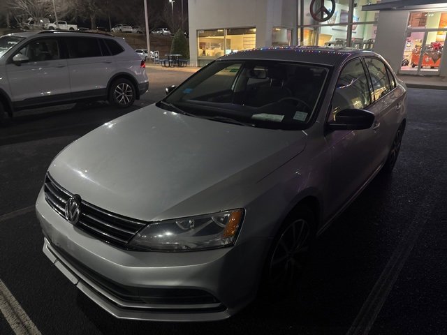 Used 2016 Volkswagen Jetta SE image 10