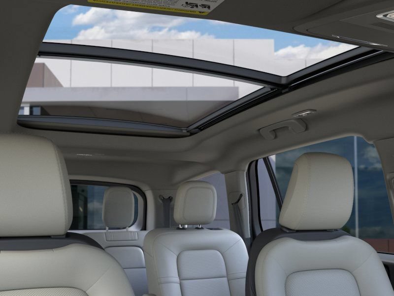 New 2026 Lincoln Aviator 2WD w/ Jet Appearance Package image 22