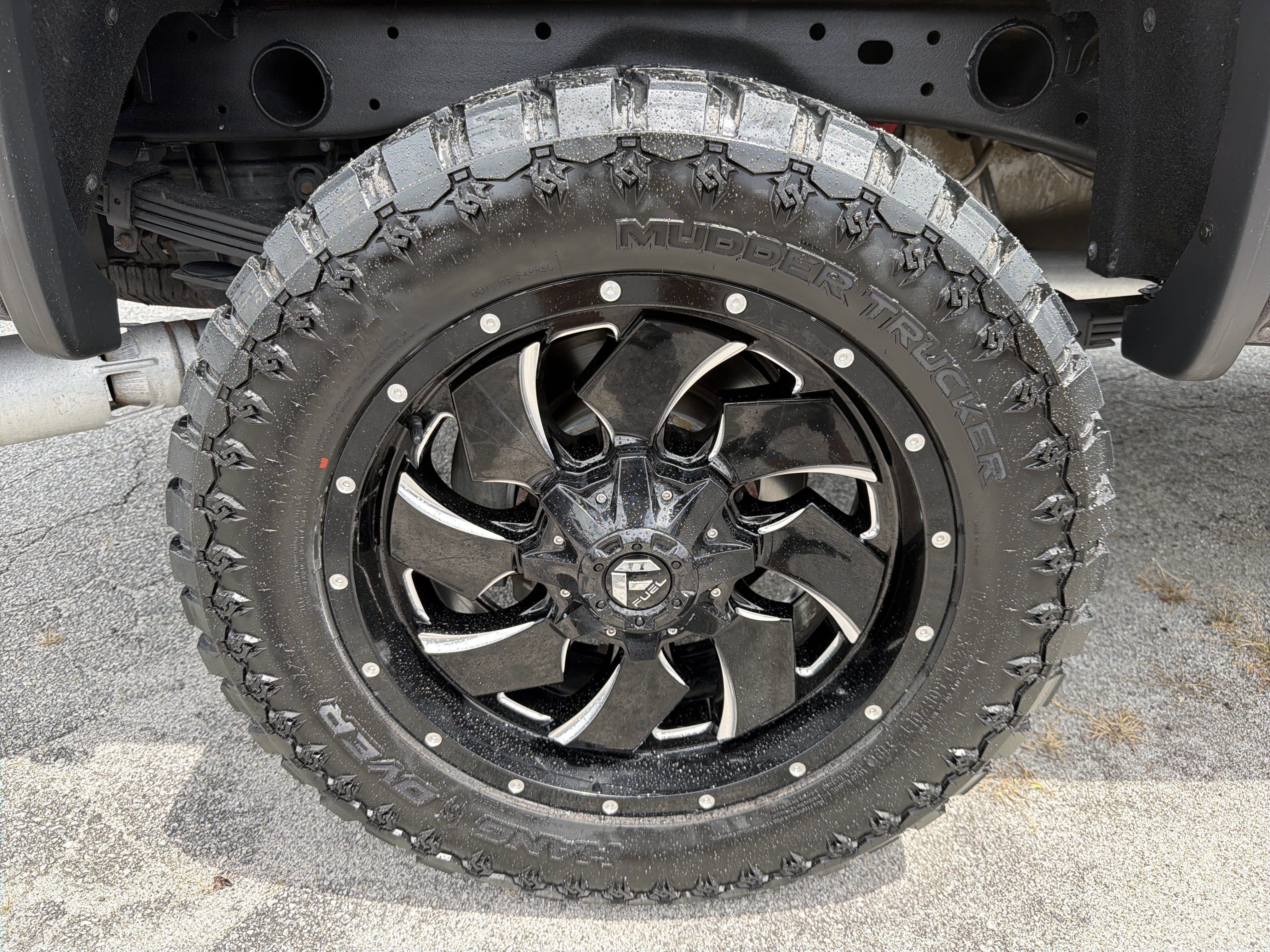 Used 2015 GMC Sierra 2500 Denali w/ Duramax Plus Package AWD/4WD image 18