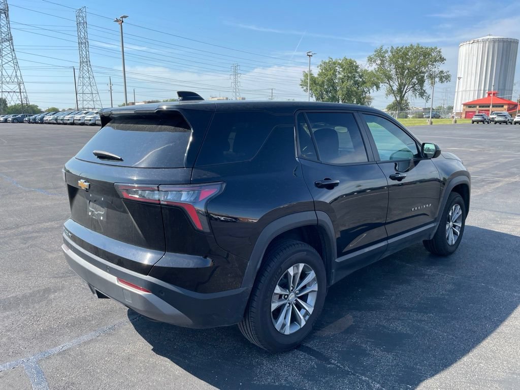 Used 2026 Chevrolet Equinox LT AWD/4WD image 5