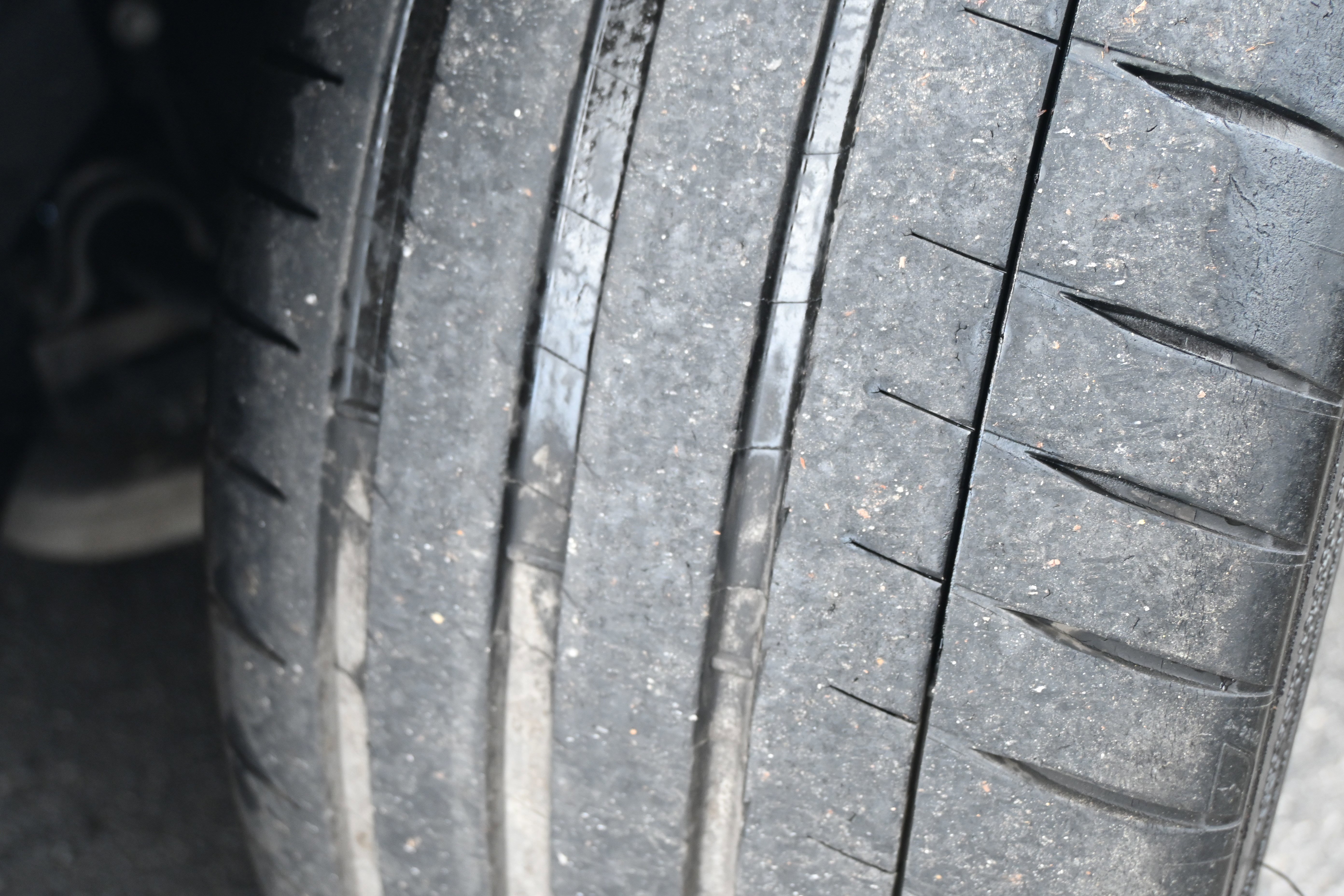 Used 2021 Chevrolet Corvette Stingray Premium Cpe w/ Z51 Performance Package image 24