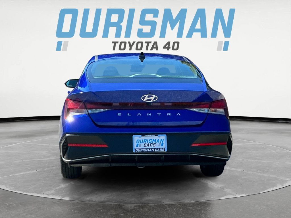 Used 2024 Hyundai Elantra SEL FWD image 6