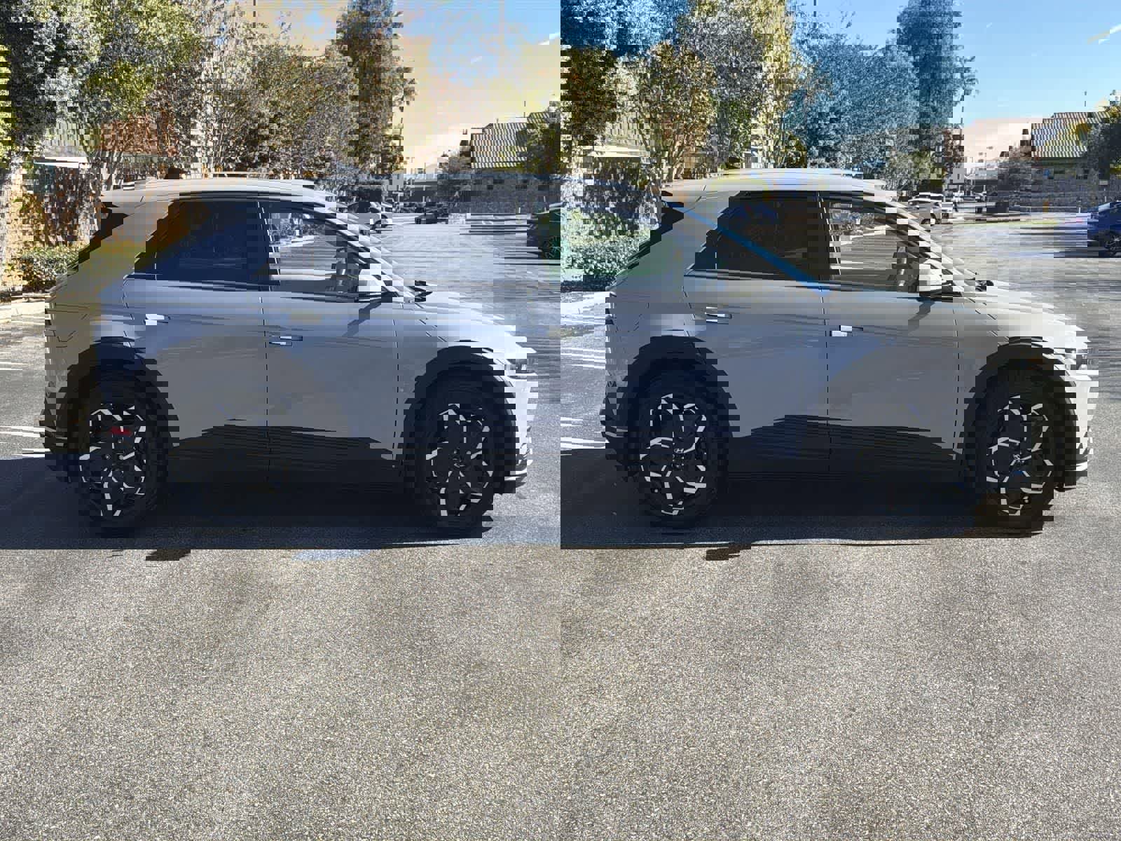 Used 2024 Hyundai Ioniq 5 SEL image 7