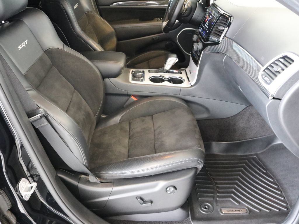 Used 2019 Jeep Grand Cherokee SRT w/ Trailer Tow Group IV AWD/4WD image 44