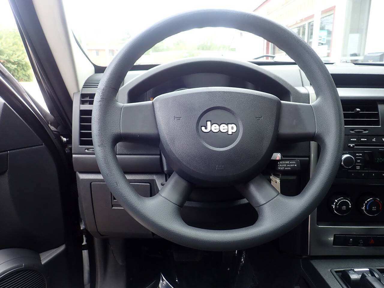 Used 2010 Jeep Liberty Sport w/ Popular Equipment Group AWD/4WD image 7