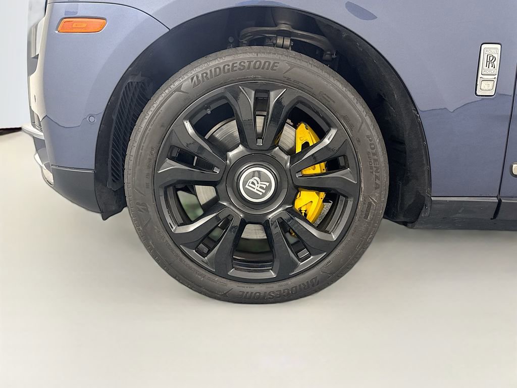 Used 2020 Rolls-Royce Cullinan AWD/4WD image 34