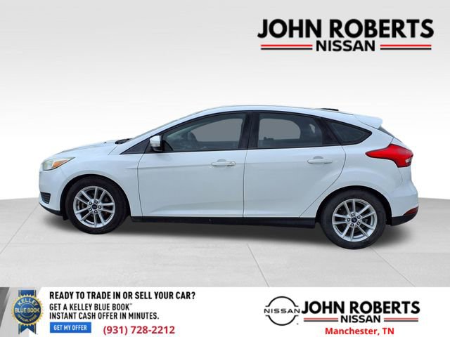 Used 2016 Ford Focus SE w/ SE Power Seat Package image 3