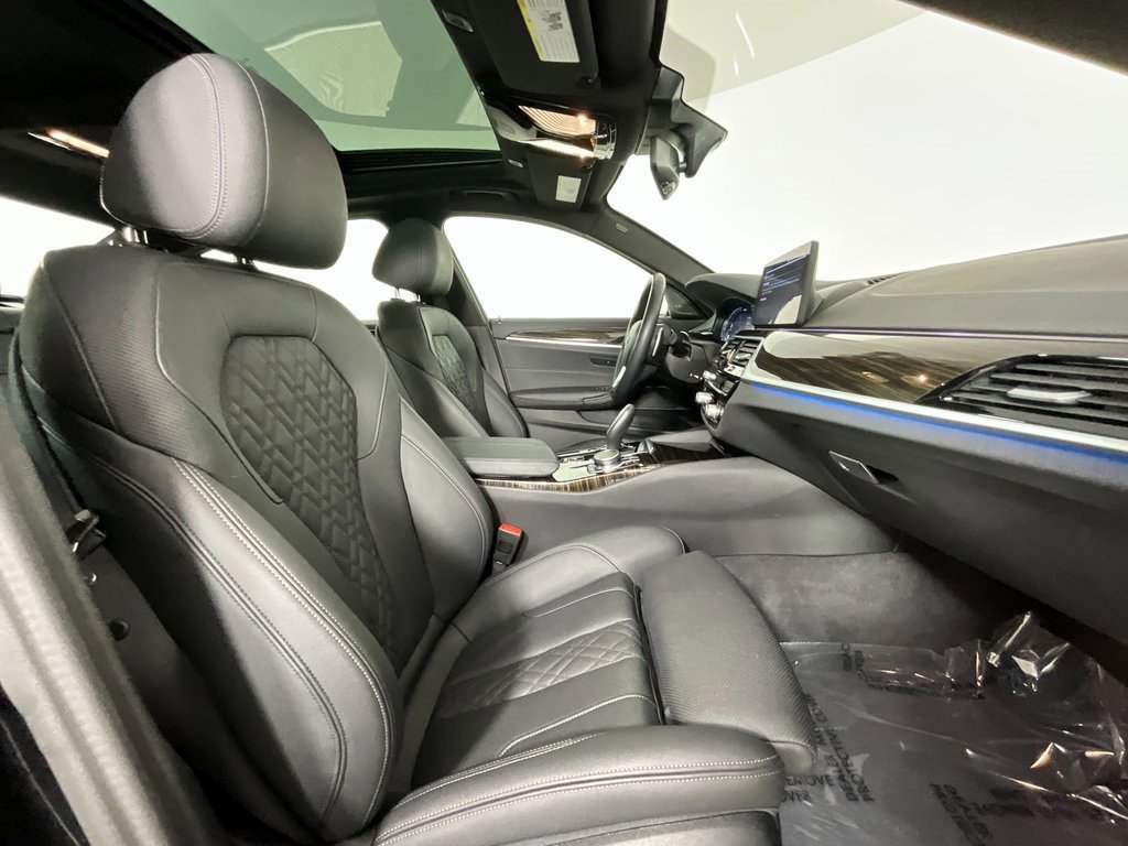 Used 2023 BMW 530e image 20