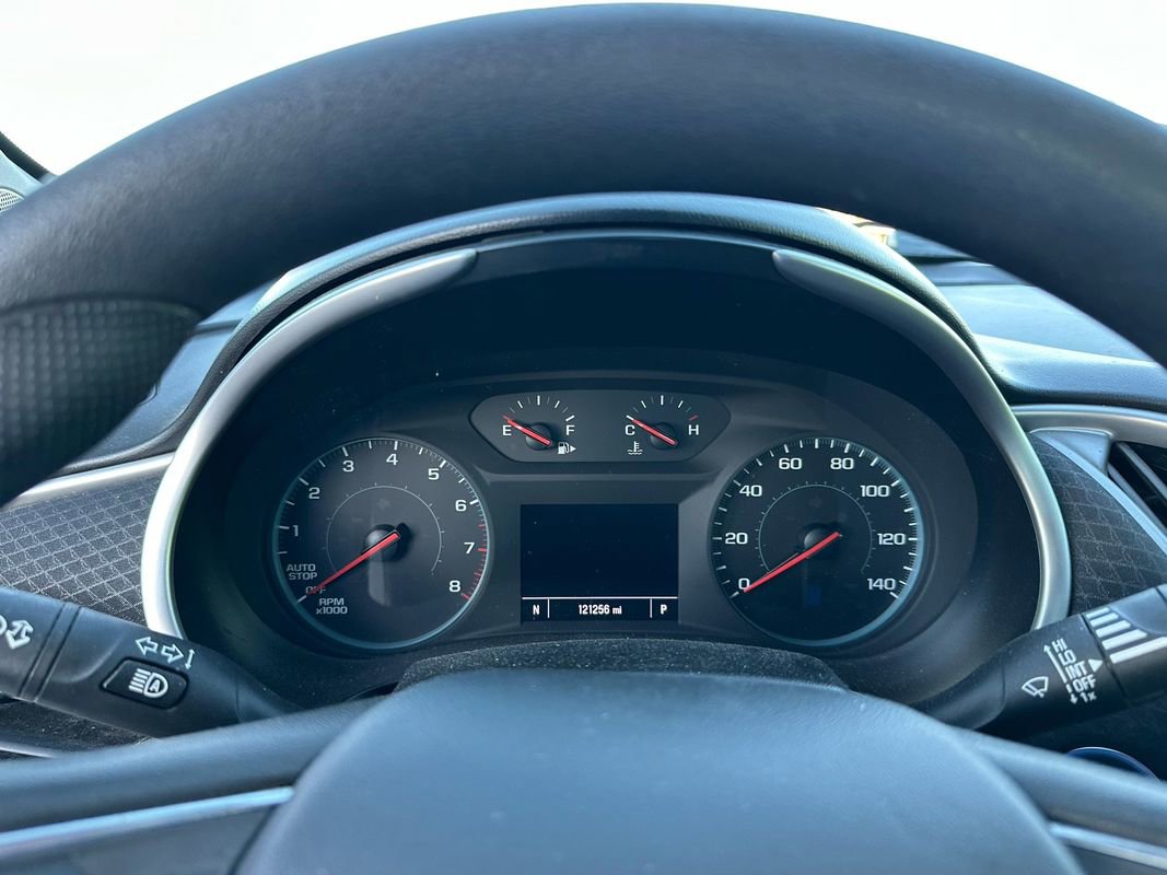 Used 2023 Chevrolet Malibu LT image 39