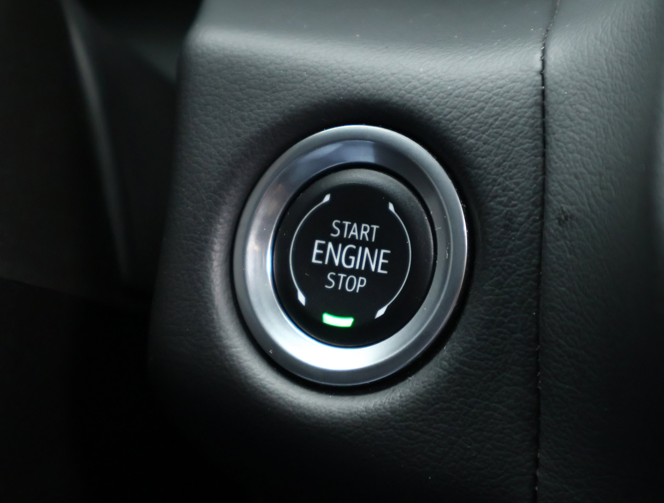 Used 2024 Chevrolet Suburban LT image 18