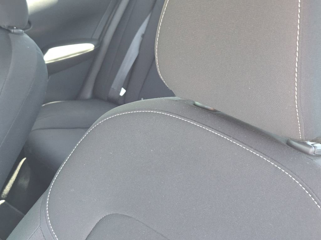 Used 2025 Nissan Sentra S FWD image 15