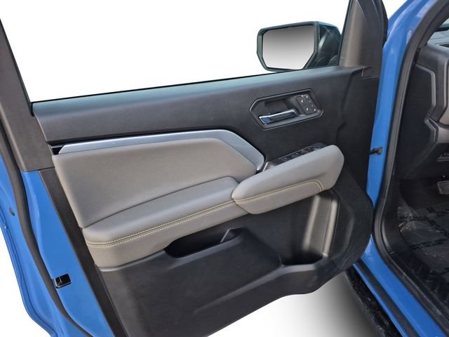 Used 2026 Chevrolet Colorado ZR2 w/ Technology Package image 11