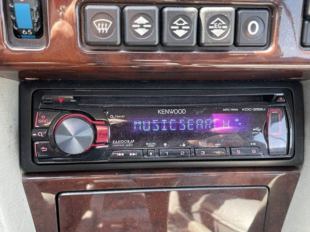 Used 1994 Mercedes-Benz E 320 Convertible image 18