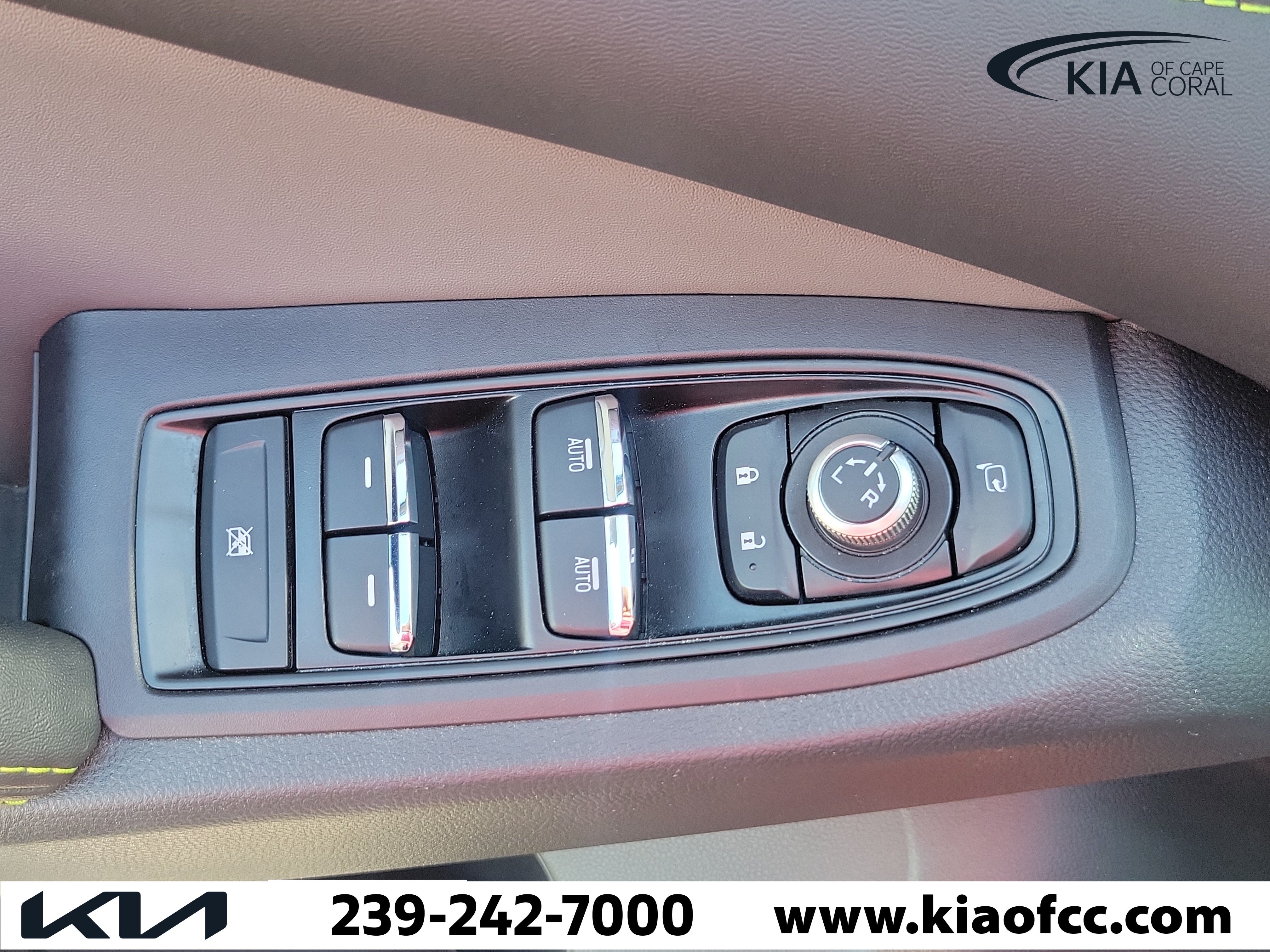 Used 2024 Subaru Ascent Onyx Edition Limited AWD/4WD image 26