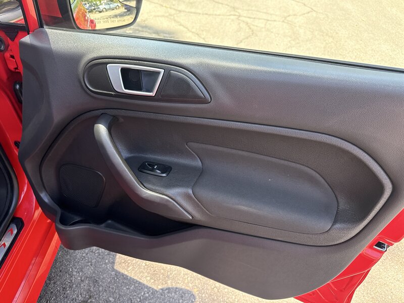 Used 2015 Ford Fiesta ST w/ ST Recaro Package FWD image 23