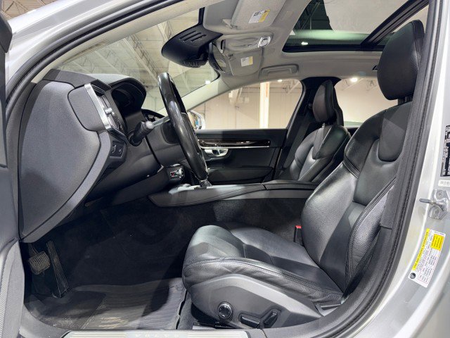 Used 2018 Volvo S90 T5 Momentum w/ Convenience Package image 11