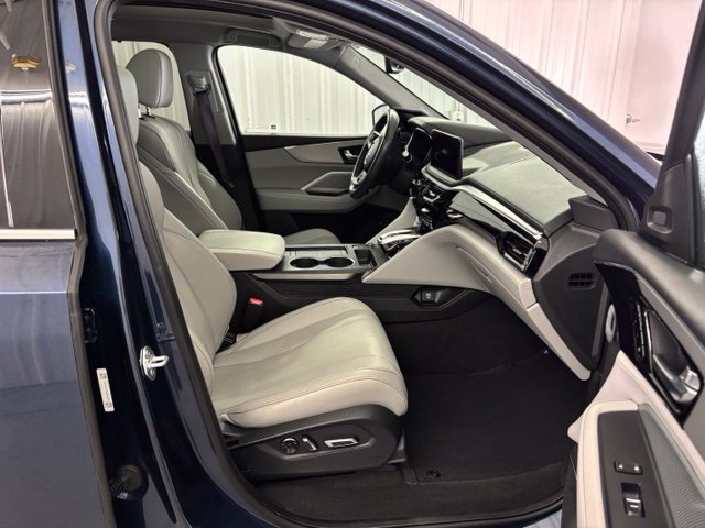 Used 2025 Acura MDX w/ Technology Package FWD image 31