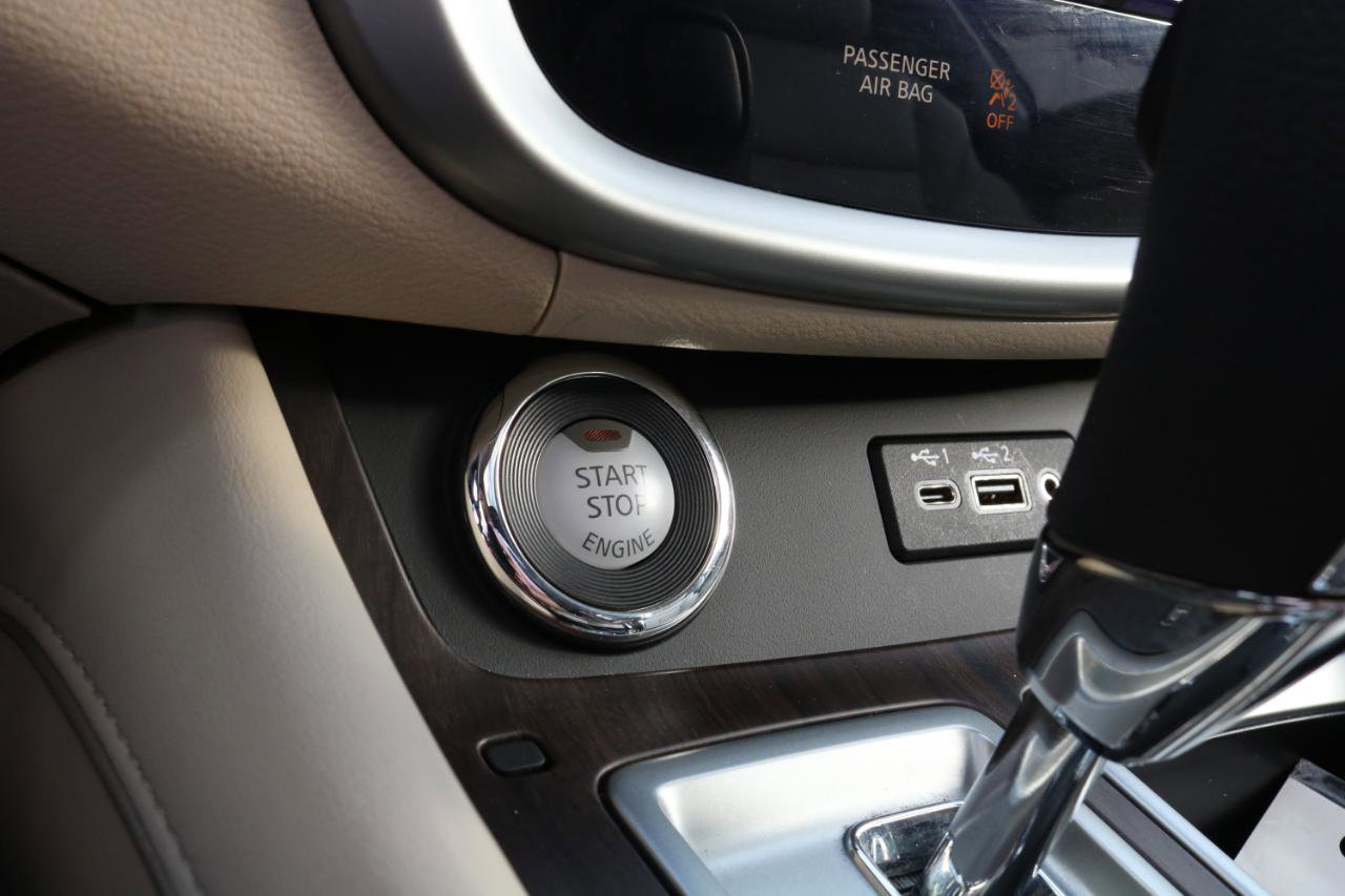 Used 2020 Nissan Murano Platinum image 32