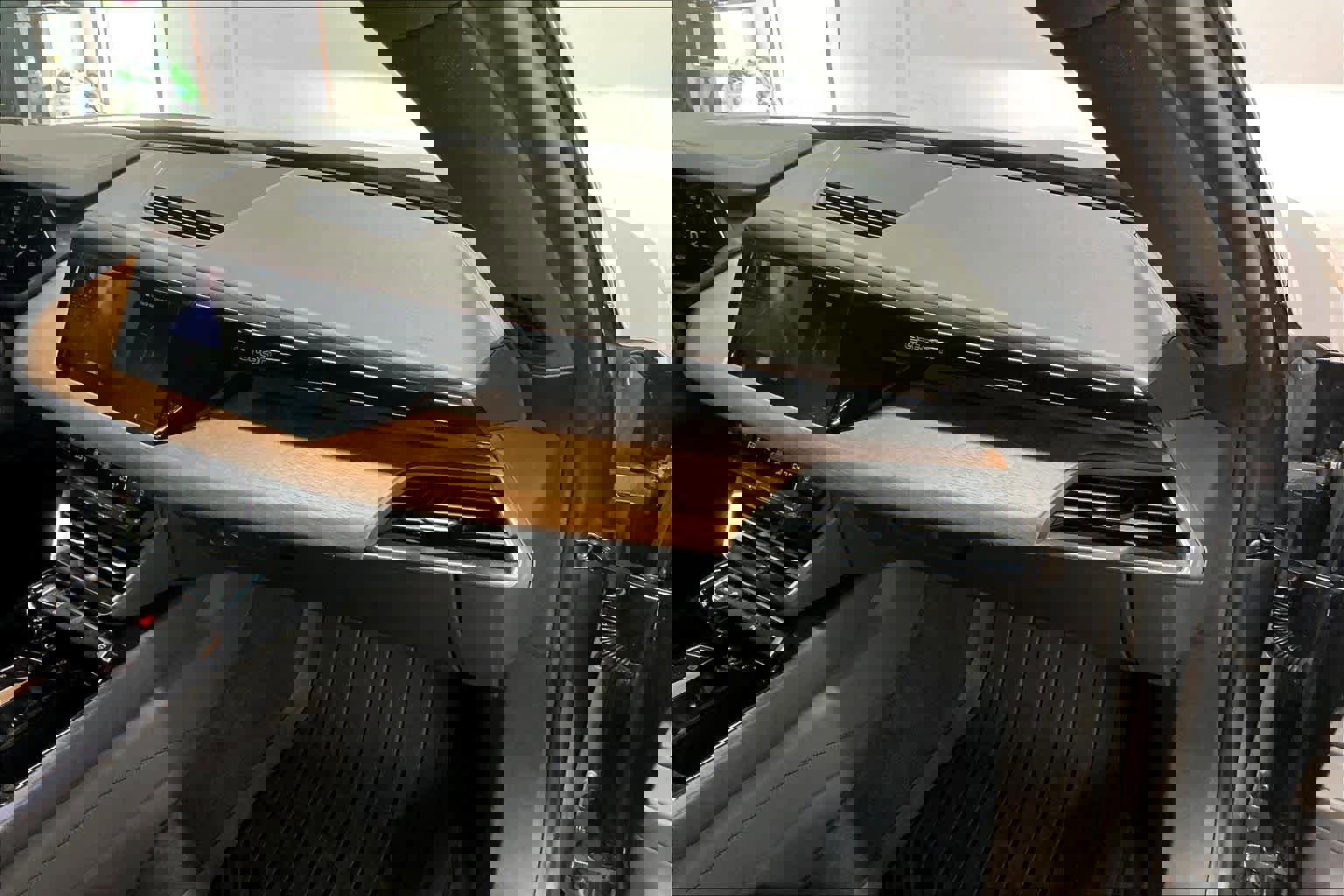 Used 2022 Audi e-tron GT Premium Plus image 18