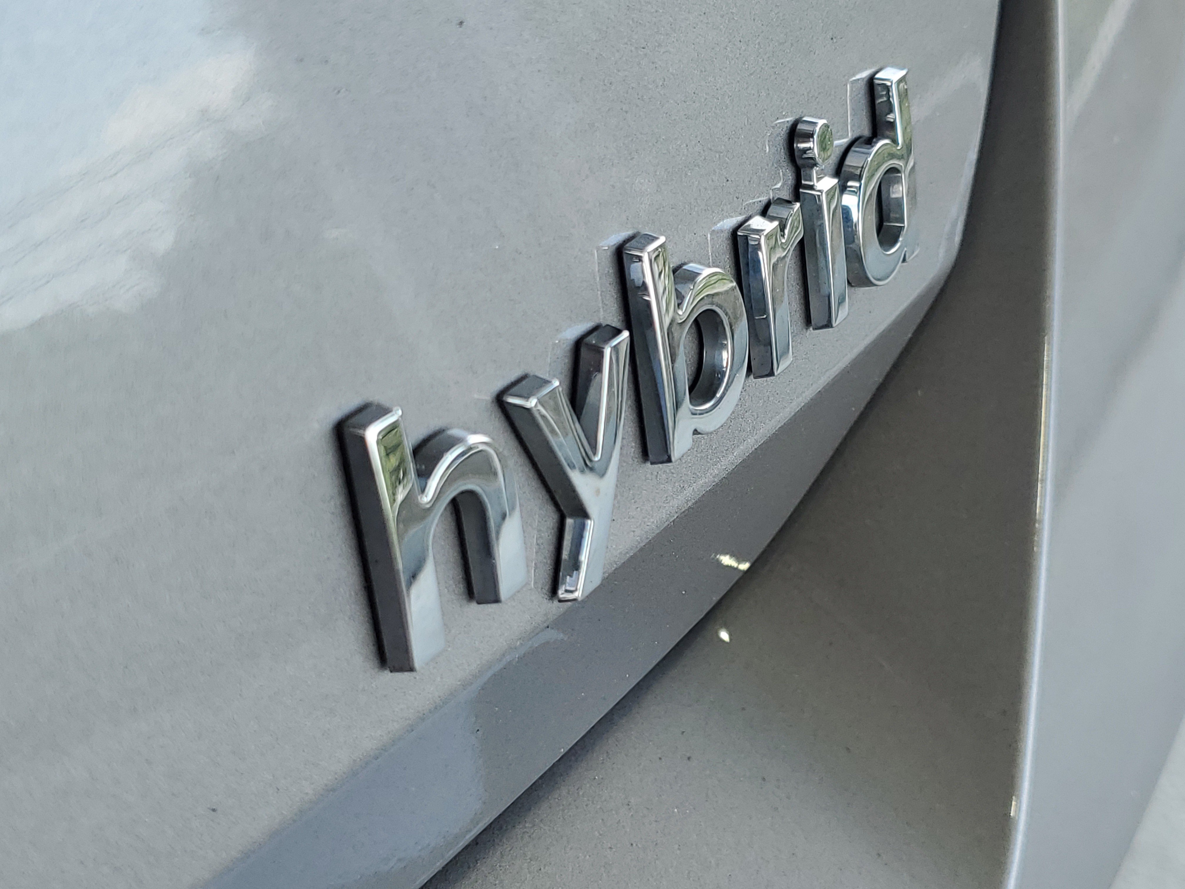 Used 2022 Hyundai Elantra Limited FWD image 6