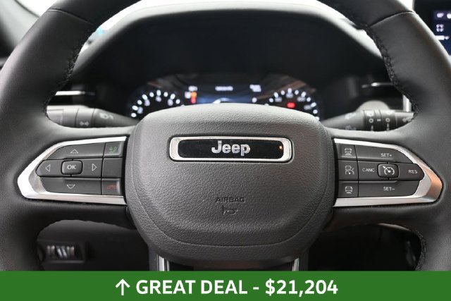 Used 2025 Jeep Compass Limited AWD/4WD image 32