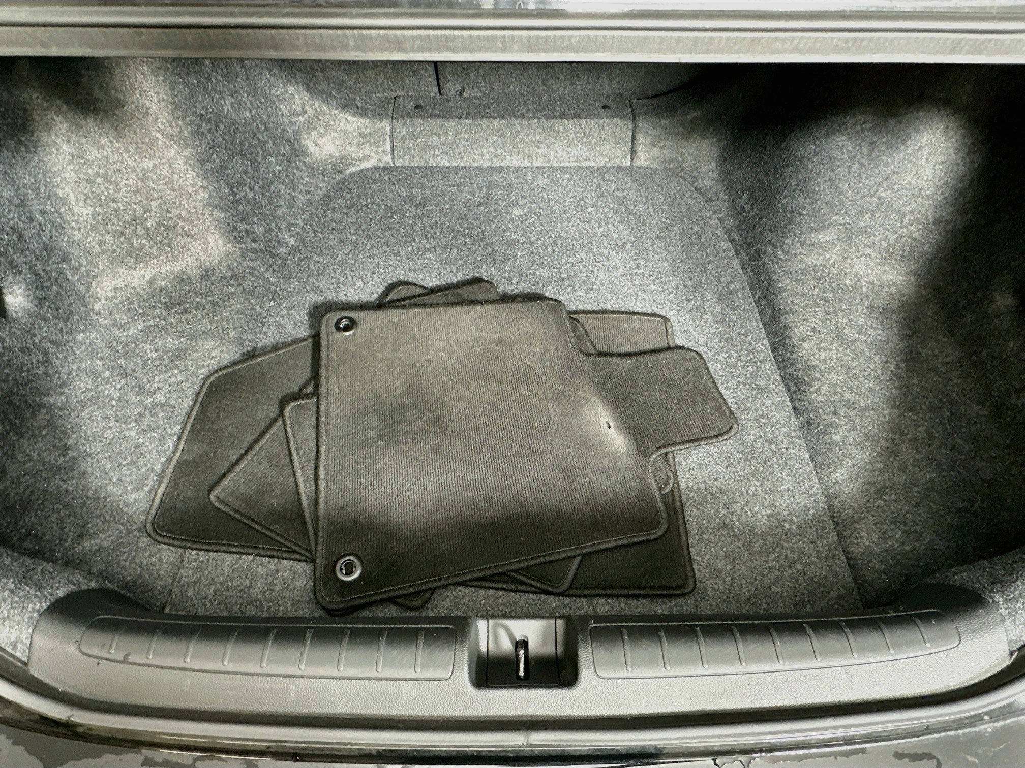 Used 2020 Honda Accord Touring image 28