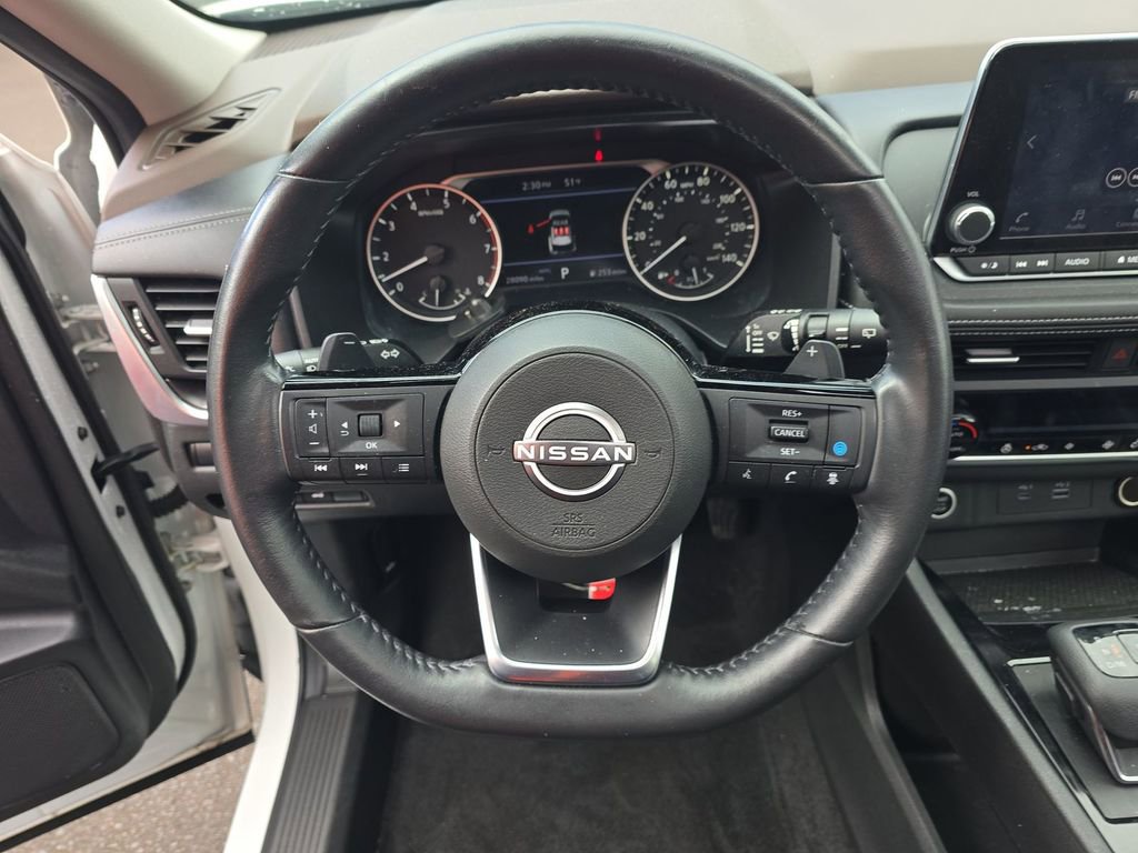 Certified 2023 Nissan Rogue SV w/ SV Premium B Package AWD/4WD image 9