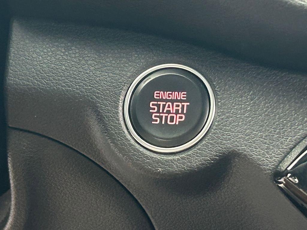 Used 2023 Kia Forte GT-Line image 21