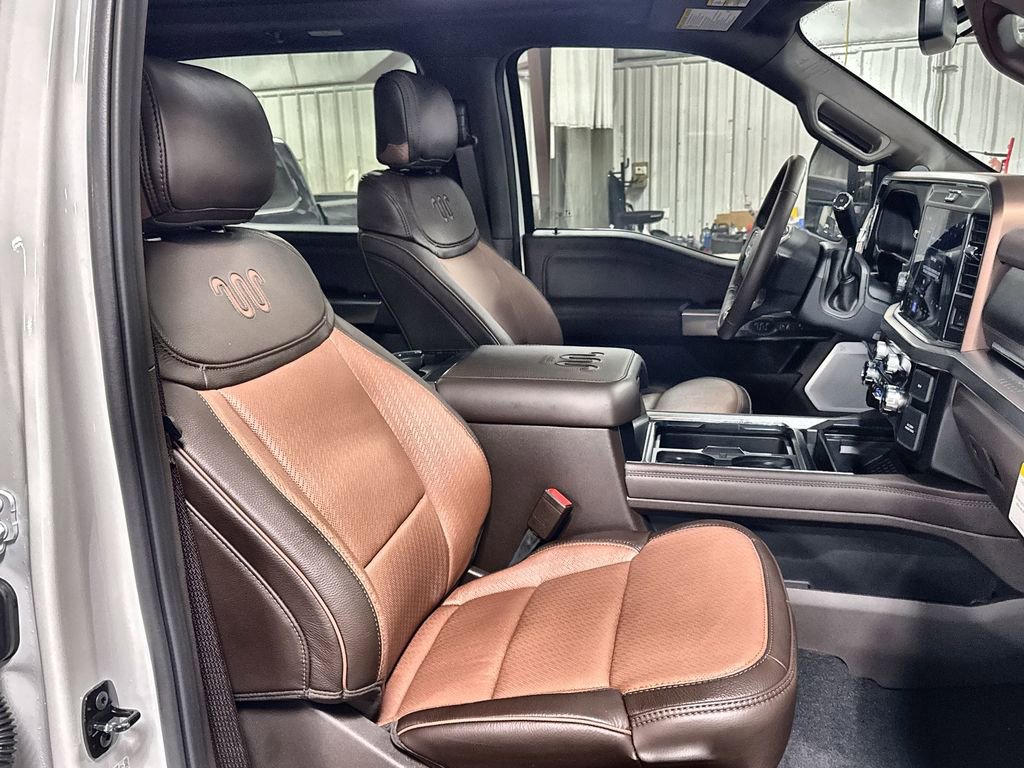 New 2026 Ford F250 King Ranch w/ Chrome Package image 31