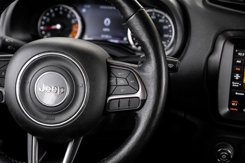 Used 2021 Jeep Renegade Limited image 27