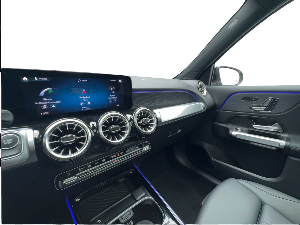 Used 2023 Mercedes-Benz EQB 300 4MATIC image 41