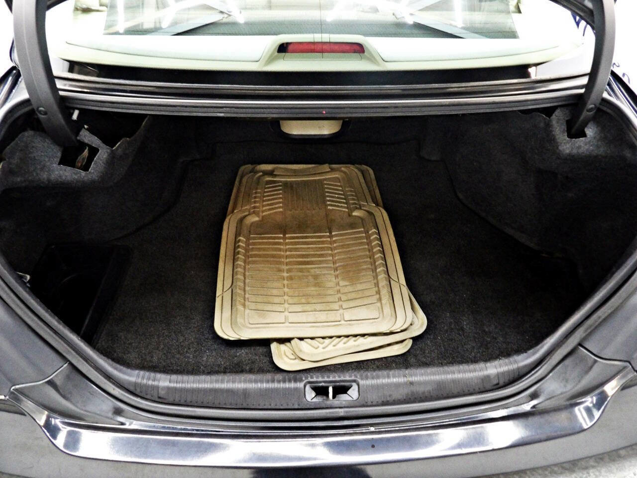 Used 2011 Toyota Avalon Limited FWD image 13