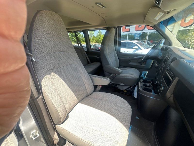 Used 2015 Chevrolet Express 3500 LT w/ LT Preferred Equipment Group RWD image 14