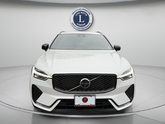 Certified 2026 Volvo XC60 B5 Plus AWD/4WD image 13